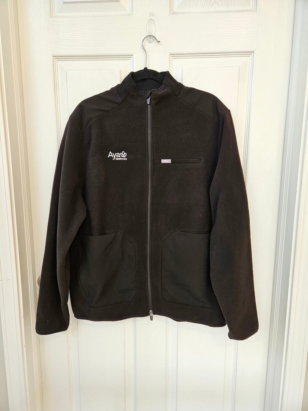 FIGS Men’s On-Shift Fleece Jacket XL Black Aya Healthcare Embroidered